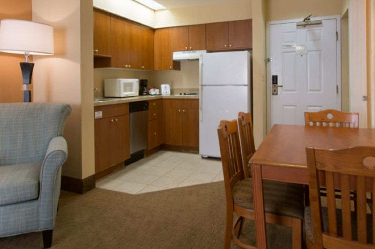 Staysky Suites I-Drive Orlando Near Universal Екстериор снимка